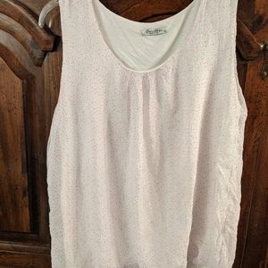 Ladies sleeveless blouse